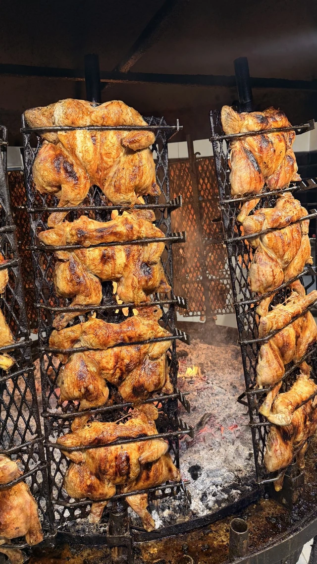 Pollos al asador de El Brasero